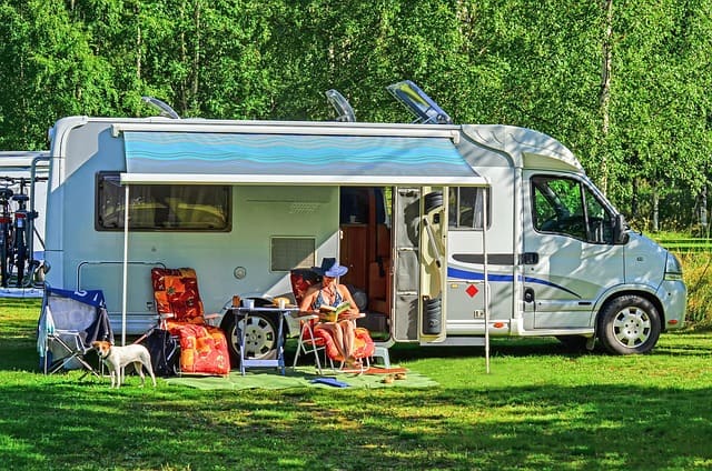 RV Awnings – Options To Add Comfort To Your Vacation